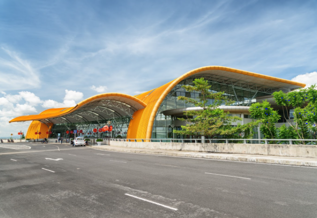 Sân bay Liên Khương