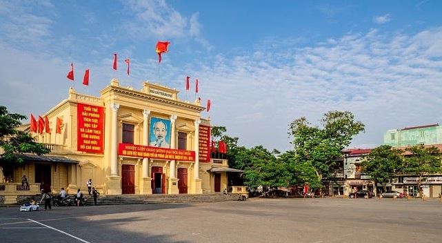 Nhà hát Lớn Hải Phòng: Kiến trúc Độc Đáo và Trung Tâm Văn Hóa Sôi Động Nhà hát Lớn Hải Phòng: Kiến trúc Độc Đáo và Trung Tâm Văn Hóa Sôi Động