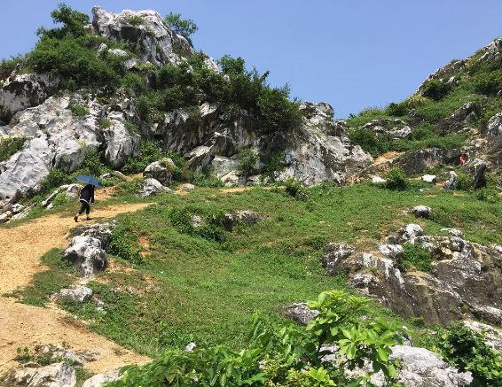 Núi Trầm Núi Trầm