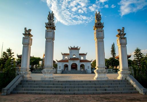 Khu tưởng niệm Nguyễn Thiện Thuật Khu tưởng niệm Nguyễn Thiện Thuật