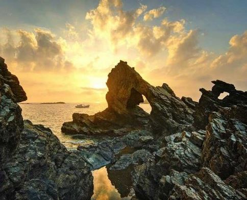 Du lịch Núi Thành: Tóm tắt Luận điểm Chính Du lịch Núi Thành: Tóm tắt Luận điểm Chính