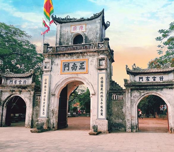 Đền Trần - Di tích lịch sử văn hóa tại thành phố hoa phượng đỏ Đền Trần - Di tích lịch sử văn hóa tại thành phố hoa phượng đỏ