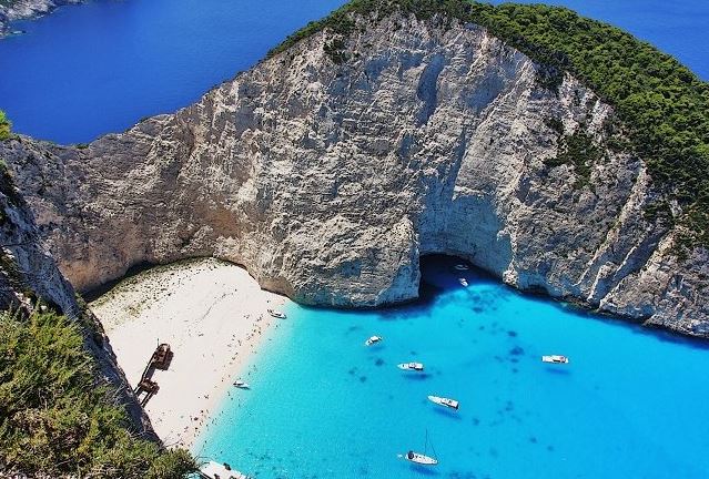 Đảo Cái Chiên: Thiên Đường Biển Đảo Đảo Cái Chiên: Thiên Đường Biển Đảo