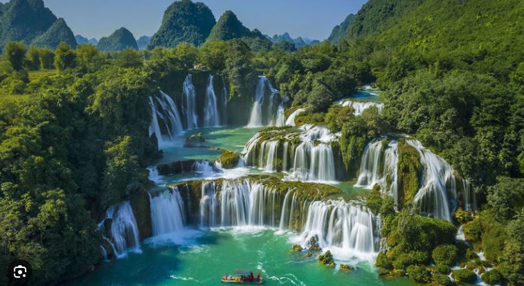 Thác Bản Giốc hùng vĩ Thác Bản Giốc hùng vĩ