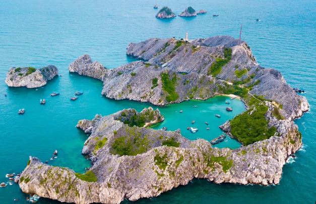 Đảo Long Châu: Viên Ngọc Bình Yên Đảo Long Châu: Viên Ngọc Bình Yên